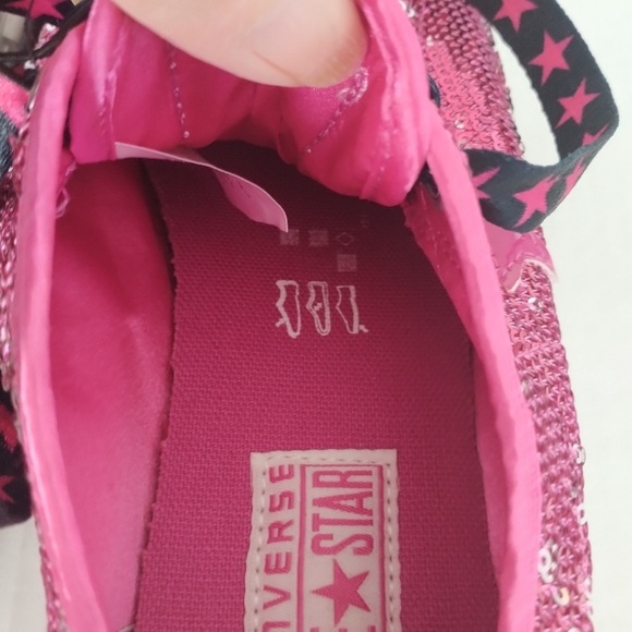 Converse One Star Pink Sequins Sneakers - Picture 9 of 11